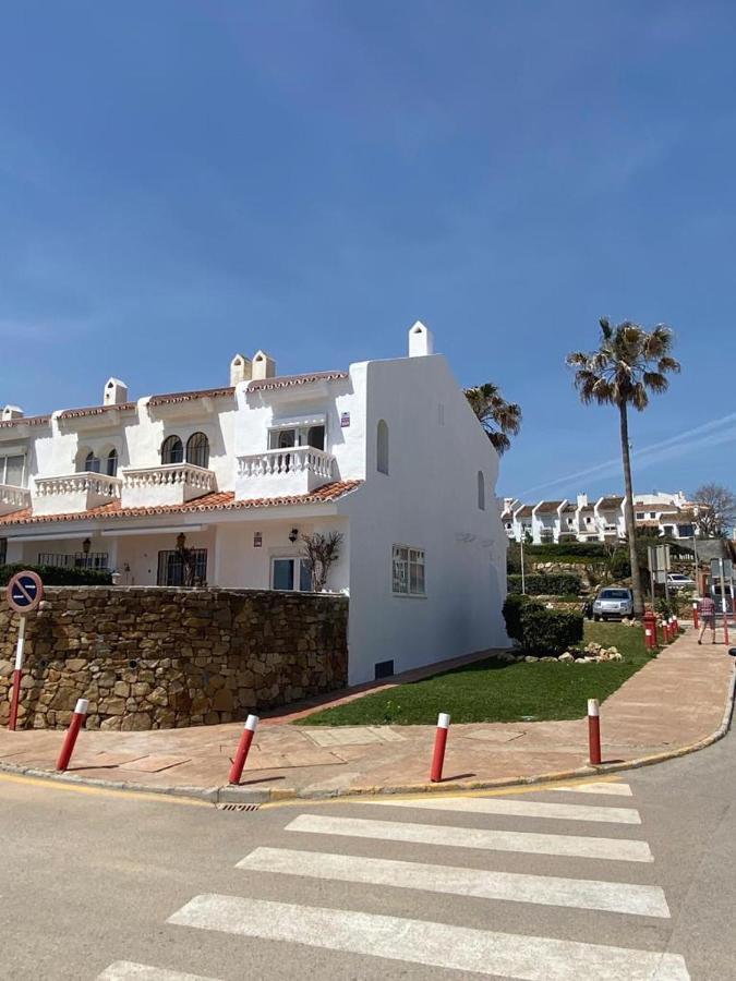 Castillo de Sabinillas Aldea Beach, Manilva מראה חיצוני תמונה