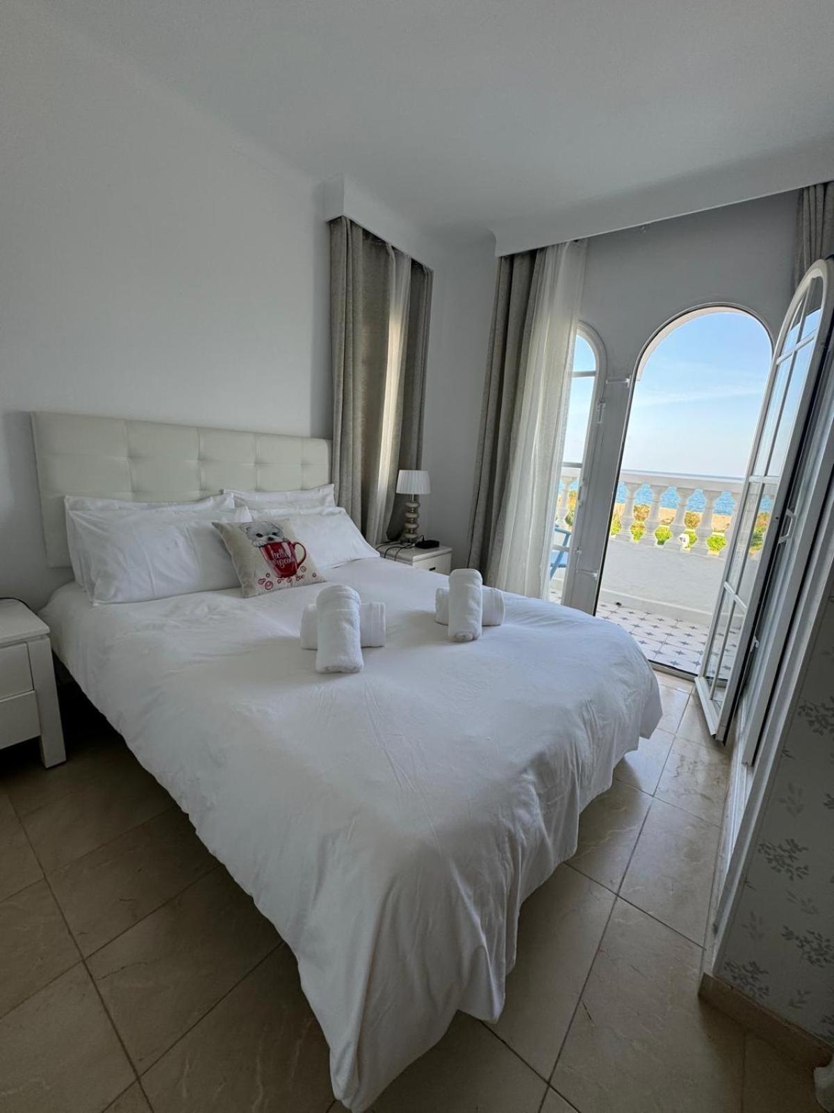Castillo de Sabinillas Aldea Beach, Manilva מראה חיצוני תמונה